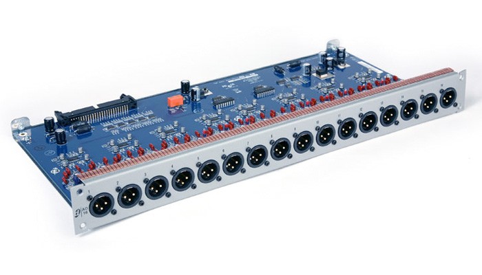 Фото AVID VENUE OPTION CARD AO 16