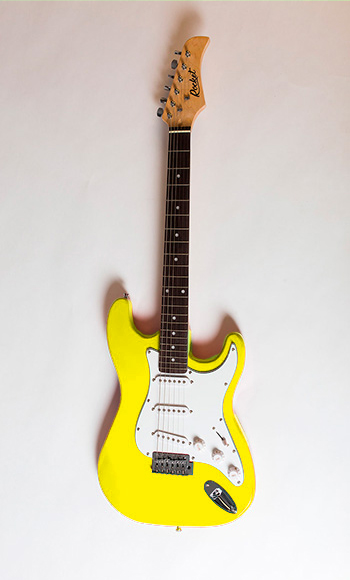 Фото Электрогитара ROCKET ST-01 YW