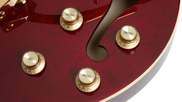 Фото EPIPHONE Riviera Custom P93 WR