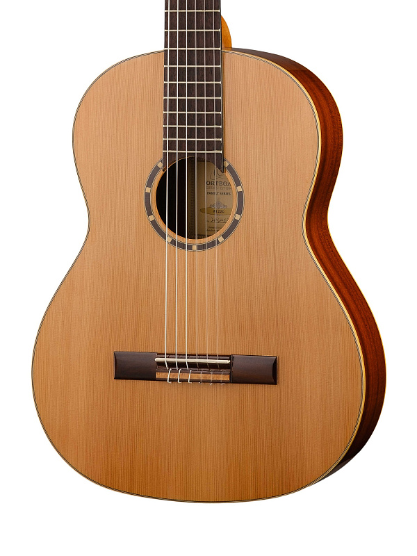 Фото Классическая гитара Ortega R122G Family Series 