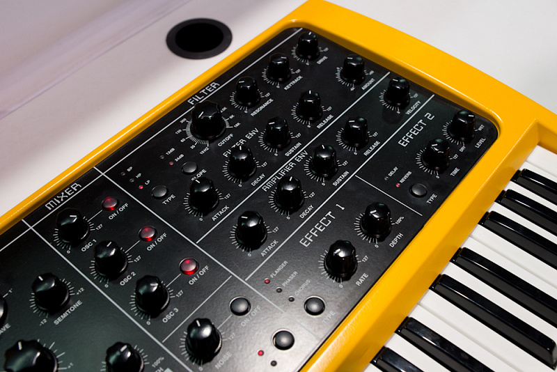 Фото MIDI клавиатура Fatar Studiologic Sledge 2.0