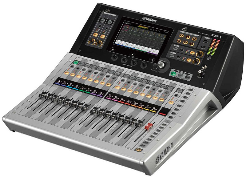 Фото Цифровой микшер Yamaha TF1